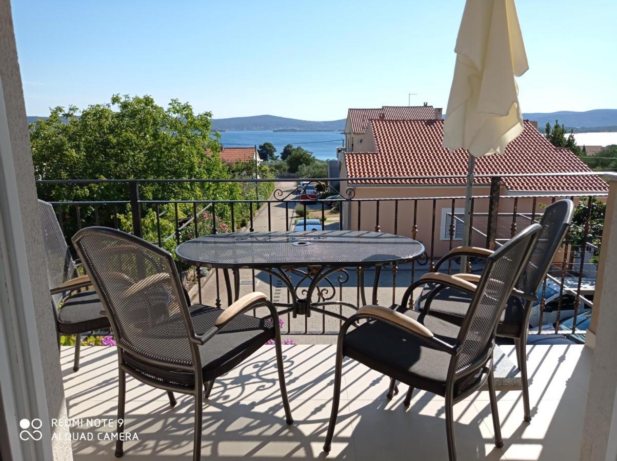 Apartments Vodopija 300M To The Beach Sveti Filip i Jakov Exterior photo