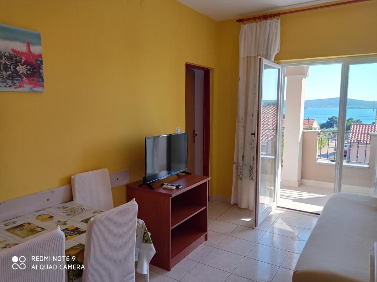 Apartments Vodopija 300M To The Beach Sveti Filip i Jakov Exterior photo