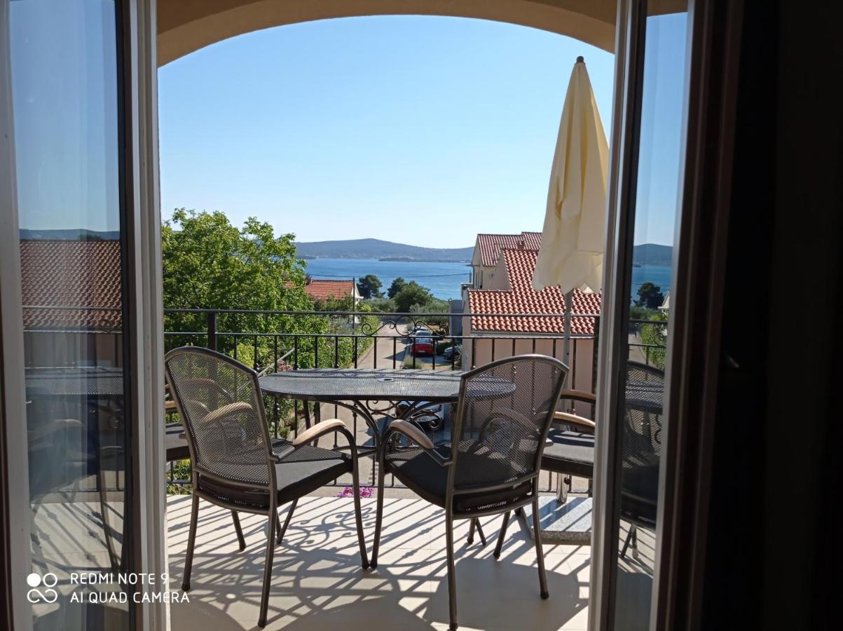 Apartments Vodopija 300M To The Beach Sveti Filip i Jakov Exterior photo
