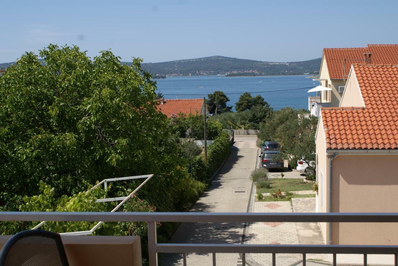 Apartments Vodopija 300M To The Beach Sveti Filip i Jakov Exterior photo