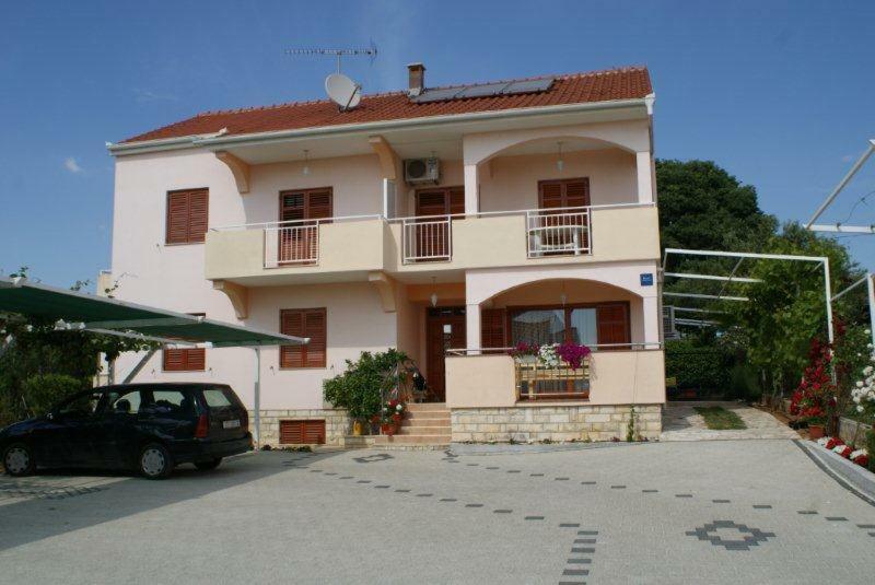Apartments Vodopija 300M To The Beach Sveti Filip i Jakov Exterior photo