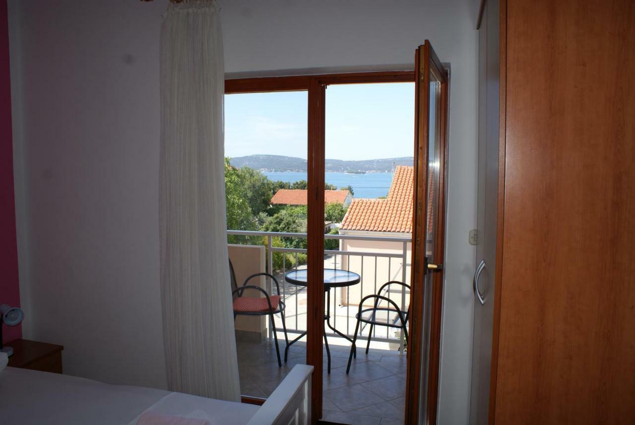 Apartments Vodopija 300M To The Beach Sveti Filip i Jakov Exterior photo